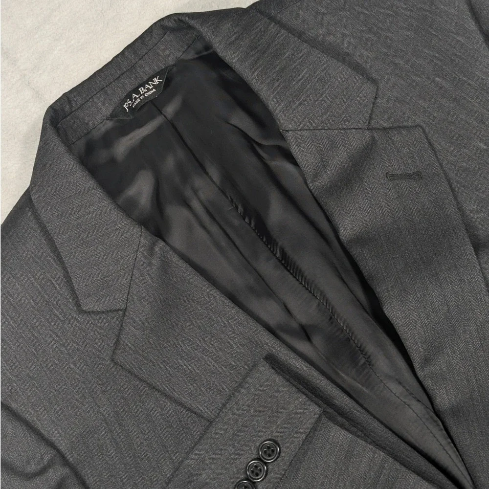 Jos A Bank‎ Mens 44L Charcoal Gray Herringbone 100% Wool 2-Button Jacket  Blazer